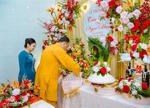 Trang Trí Gia Tiên - Gói Hoa Tươi  _ Cổng Rồng Phụng 