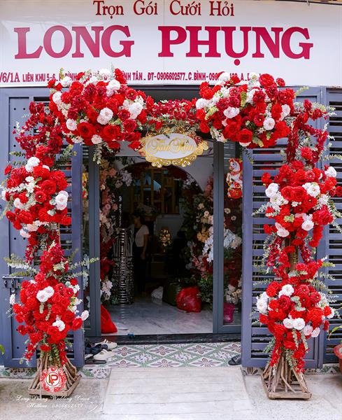 Cổng Hoa Cưới - Gốc Cây Đỏ Kem